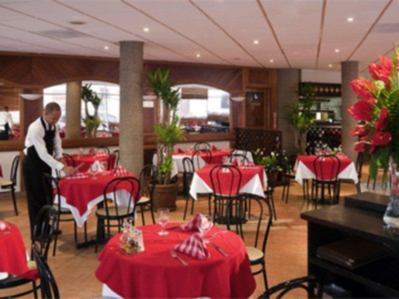 Отель Novus Plaza Hodelpa Санто-Доминго Ресторан фото